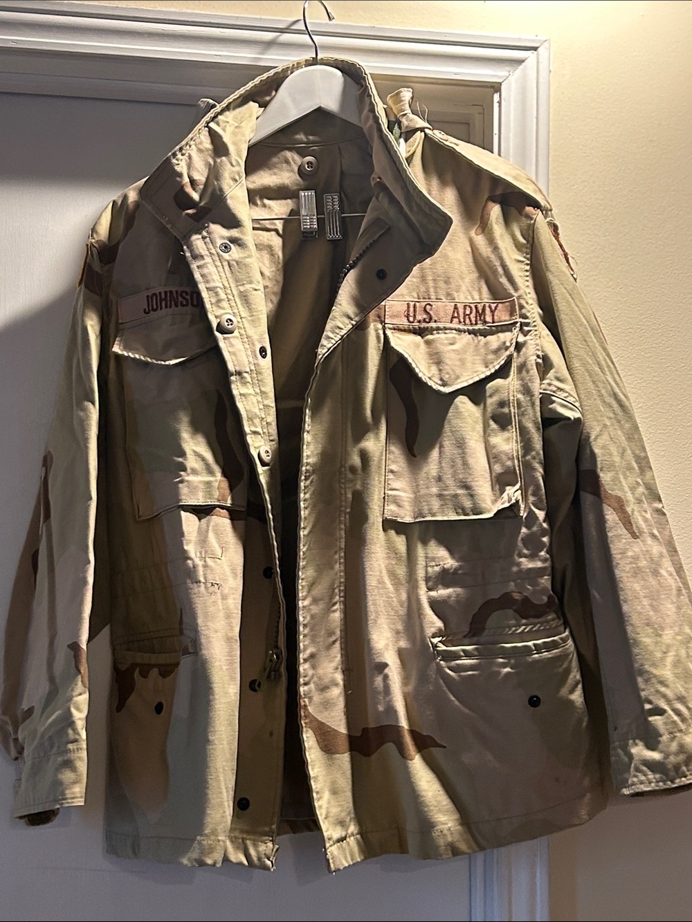 Vintage U.S. Army Desert Camo Field Jacket - Medium Long Tan & Brown